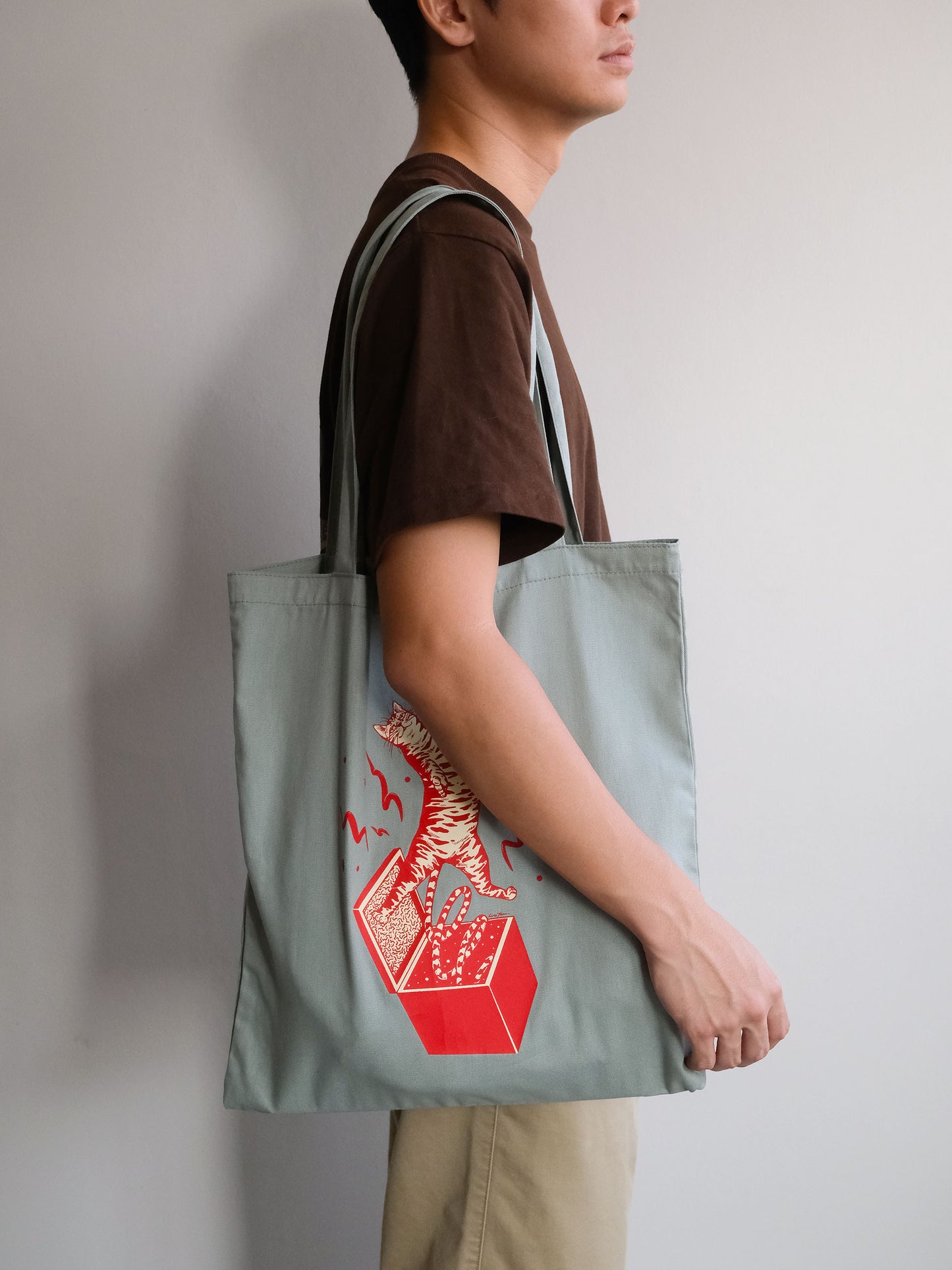 CAT ATTACK TOTE